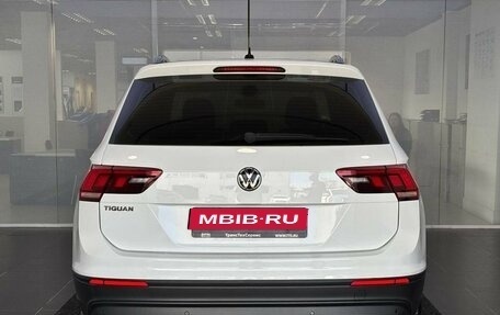 Volkswagen Tiguan II, 2020 год, 2 099 000 рублей, 6 фотография