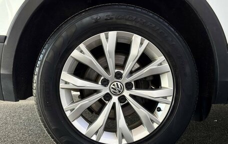 Volkswagen Tiguan II, 2020 год, 2 099 000 рублей, 18 фотография