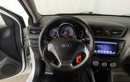 KIA Rio III рестайлинг, 2016 год, 829 000 рублей, 10 фотография