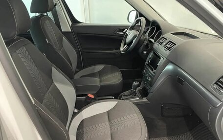 Skoda Yeti I рестайлинг, 2017 год, 1 549 000 рублей, 12 фотография