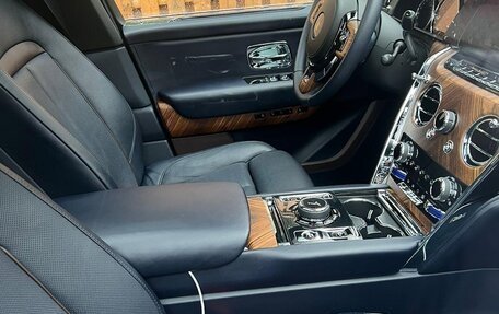 Rolls-Royce Cullinan, 2019 год, 36 999 000 рублей, 6 фотография