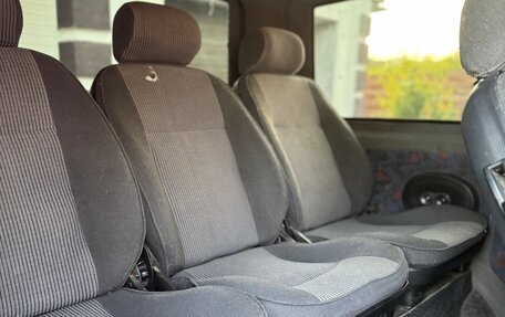 Volkswagen Transporter T5 рестайлинг, 2004 год, 1 800 000 рублей, 21 фотография
