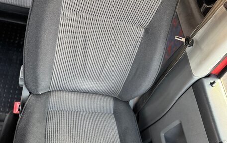 Volkswagen Transporter T5 рестайлинг, 2004 год, 1 800 000 рублей, 20 фотография