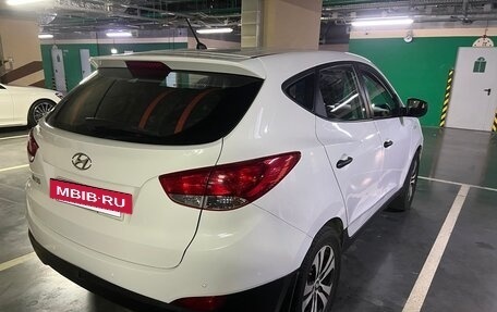 Hyundai ix35 I рестайлинг, 2014 год, 1 100 000 рублей, 2 фотография