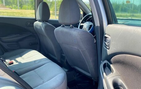 Nissan Almera, 2005 год, 290 000 рублей, 12 фотография