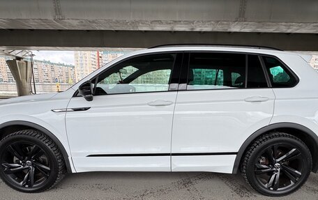 Volkswagen Tiguan II, 2021 год, 3 800 000 рублей, 4 фотография