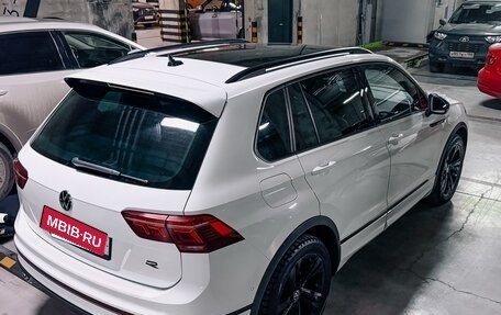 Volkswagen Tiguan II, 2021 год, 3 800 000 рублей, 13 фотография