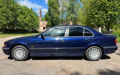 BMW 5 серия, 1998 год, 550 000 рублей, 15 фотография