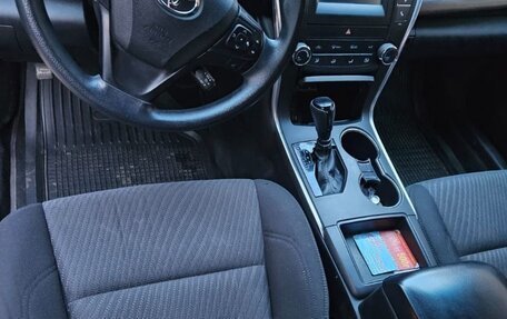 Toyota Camry, 2016 год, 2 200 000 рублей, 4 фотография