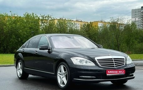 Mercedes-Benz S-Класс, 2011 год, 1 545 000 рублей, 1 фотография