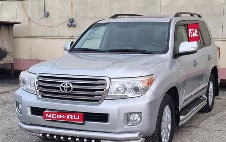 Toyota Land Cruiser 200, 2013 год, 3 150 000 рублей, 1 фотография