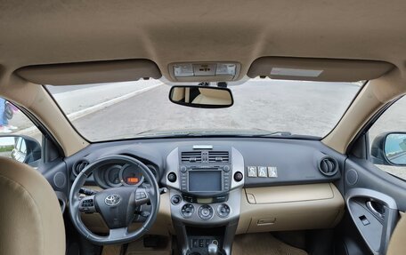 Toyota RAV4, 2010 год, 1 750 000 рублей, 16 фотография