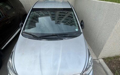 Hyundai Solaris II рестайлинг, 2013 год, 770 000 рублей, 10 фотография