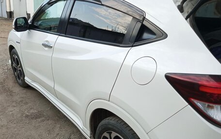 Honda Vezel, 2014 год, 1 350 000 рублей, 2 фотография
