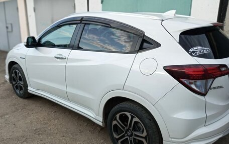 Honda Vezel, 2014 год, 1 350 000 рублей, 4 фотография
