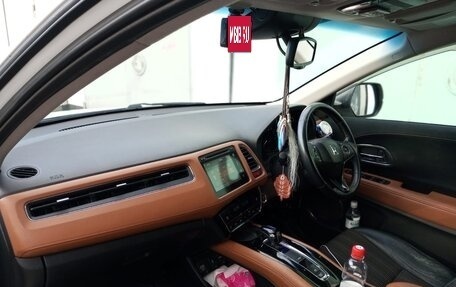 Honda Vezel, 2014 год, 1 350 000 рублей, 3 фотография