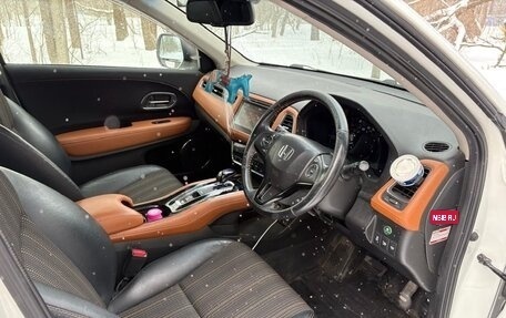 Honda Vezel, 2014 год, 1 350 000 рублей, 23 фотография