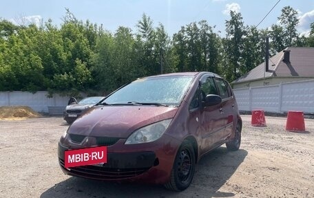 Mitsubishi Colt VI рестайлинг, 2005 год, 299 999 рублей, 2 фотография