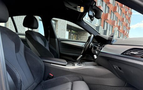 BMW 5 серия, 2019 год, 3 550 000 рублей, 27 фотография