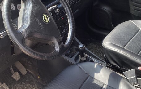Opel Zafira A рестайлинг, 2001 год, 300 000 рублей, 9 фотография