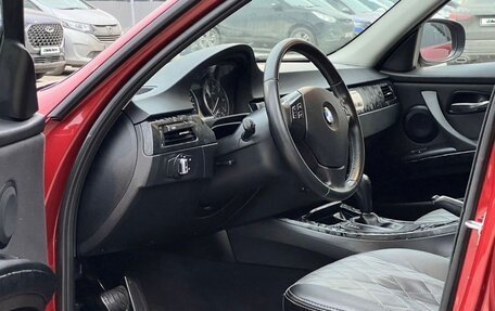 BMW 3 серия, 2011 год, 1 200 000 рублей, 21 фотография