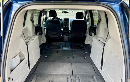Dodge Caravan V, 2010 год, 1 299 000 рублей, 26 фотография