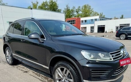 Volkswagen Touareg III, 2017 год, 3 200 000 рублей, 2 фотография