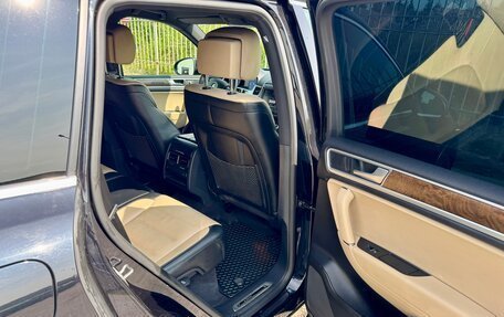 Volkswagen Touareg III, 2017 год, 3 200 000 рублей, 11 фотография