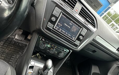 Volkswagen Tiguan II, 2017 год, 2 110 000 рублей, 12 фотография