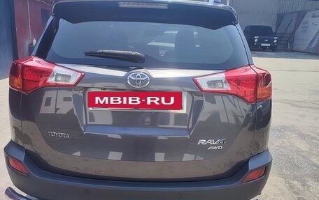 Toyota RAV4, 2014 год, 2 150 000 рублей, 5 фотография