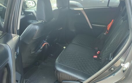 Toyota RAV4, 2014 год, 2 150 000 рублей, 6 фотография