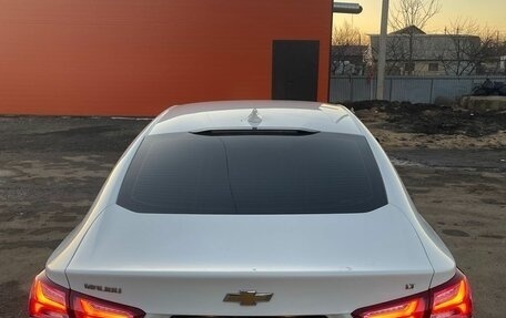 Chevrolet Malibu IX, 2018 год, 1 640 000 рублей, 4 фотография