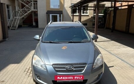 KIA cee'd I рестайлинг, 2008 год, 700 000 рублей, 2 фотография