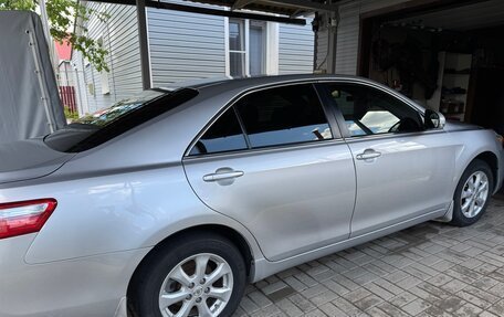 Toyota Camry, 2011 год, 1 300 000 рублей, 2 фотография