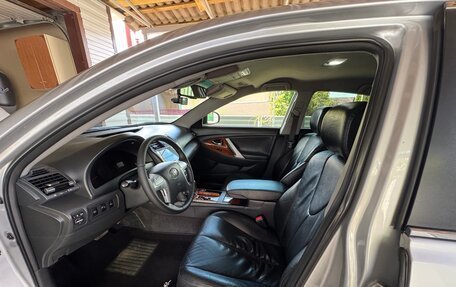 Toyota Camry, 2011 год, 1 300 000 рублей, 6 фотография