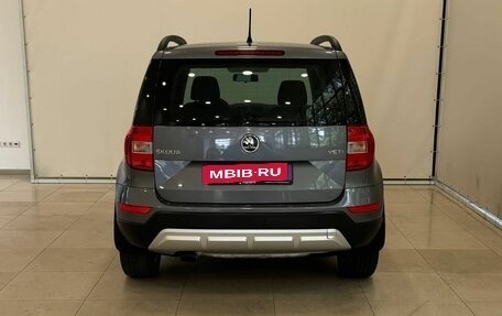 Skoda Yeti I рестайлинг, 2014 год, 1 095 000 рублей, 7 фотография
