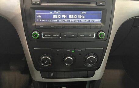 Skoda Yeti I рестайлинг, 2014 год, 1 095 000 рублей, 13 фотография