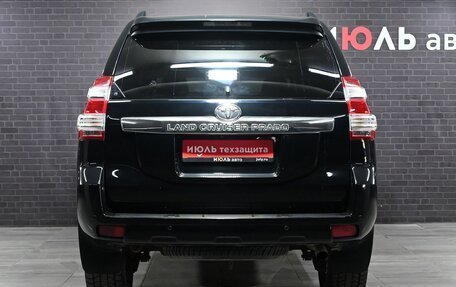 Toyota Land Cruiser Prado 150 рестайлинг 2, 2016 год, 4 670 000 рублей, 4 фотография