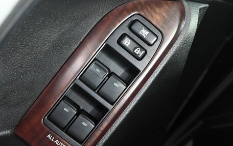 Toyota Land Cruiser Prado 150 рестайлинг 2, 2016 год, 4 670 000 рублей, 15 фотография