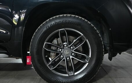 Toyota Land Cruiser Prado 150 рестайлинг 2, 2016 год, 4 670 000 рублей, 11 фотография