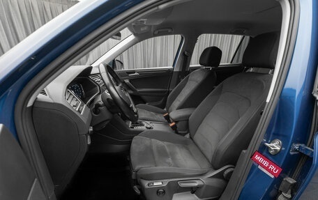 Volkswagen Tiguan II, 2020 год, 2 990 000 рублей, 11 фотография