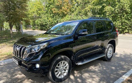 Toyota Land Cruiser Prado 150 рестайлинг 2, 2014 год, 3 680 000 рублей, 7 фотография