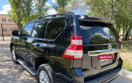 Toyota Land Cruiser Prado 150 рестайлинг 2, 2014 год, 3 680 000 рублей, 10 фотография