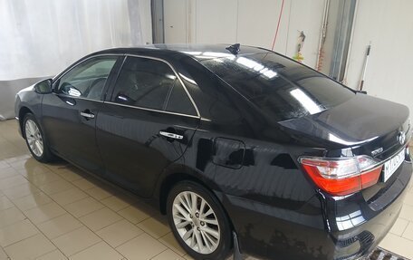Toyota Camry, 2015 год, 2 200 000 рублей, 10 фотография
