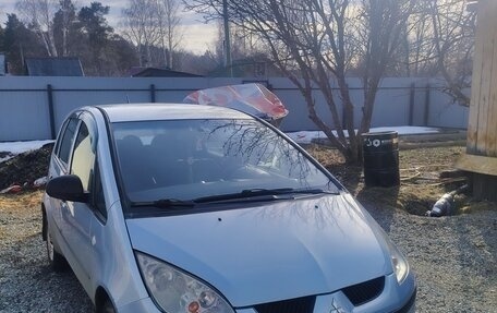 Mitsubishi Colt VI рестайлинг, 2005 год, 450 000 рублей, 4 фотография