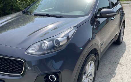 KIA Sportage IV рестайлинг, 2017 год, 1 950 000 рублей, 2 фотография