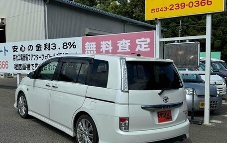 Toyota ISis I, 2013 год, 1 045 000 рублей, 3 фотография