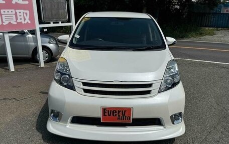Toyota ISis I, 2013 год, 1 045 000 рублей, 27 фотография