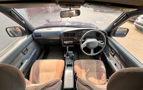 Toyota Hilux Surf III рестайлинг, 1992 год, 450 000 рублей, 9 фотография