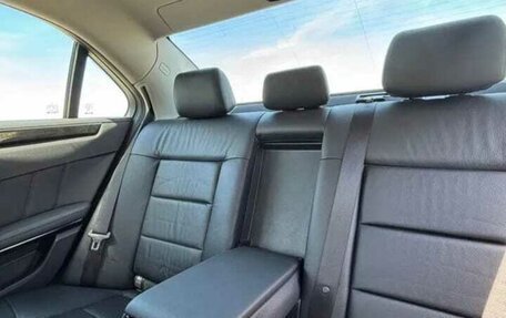 Mercedes-Benz E-Класс, 2010 год, 2 090 000 рублей, 5 фотография